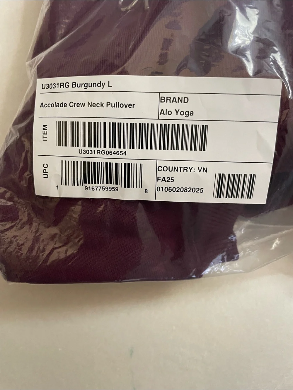ALO Yoga NWT Accolade Crewneck Pullover Sweatshirt in Burgundy Size L